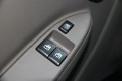 东风 凯普特K6-N 140马力 4X2 4.085米肉挂冷藏车(顺肇牌)(SZP5040XLCEQ1)