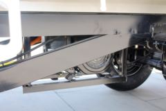 时风 风菱D版 2.55T 2.6米单排纯电动四轮栏板微卡