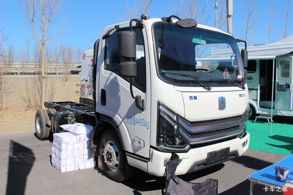 远程 Re500 单排增程式电动轻卡底盘25.9kWh