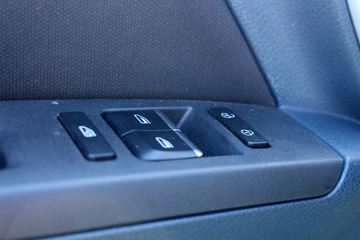 Զ�� Re500 ��������ʽ�綯�Ῠ����25.9kWhͼƬ