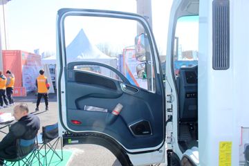 Զ�� Re500 ��������ʽ�綯�Ῠ����25.9kWhͼƬ