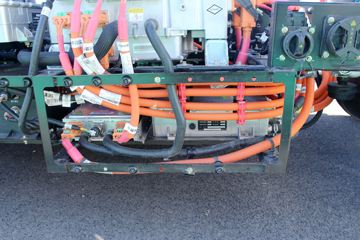 Զ�� Re500 ��������ʽ�綯�Ῠ����25.9kWhͼƬ