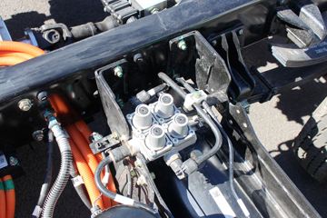 Զ�� Re500 ��������ʽ�綯�Ῠ����25.9kWhͼƬ