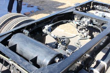 Զ�� Re500 ��������ʽ�綯�Ῠ����25.9kWhͼƬ