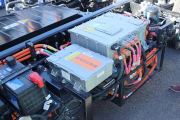 Զ�� Re500 ��������ʽ�綯�Ῠ����25.9kWhͼƬ