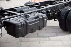 福田 时代领航6 高配版 130马力 4.165米单排厢式轻量化轻卡(BJ5043XXY-BG)