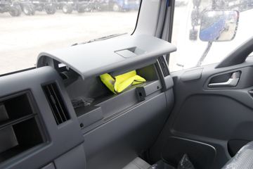 ���� ˧��Q6 152���� 4.12�׵�����ʽ�ῨͼƬ