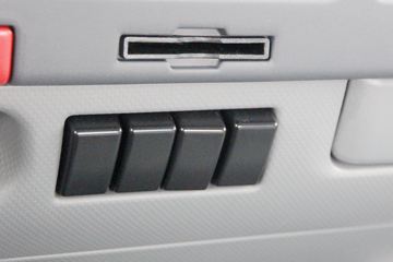 ���� ˧��Q6 152���� 4.12�׵�����ʽ�ῨͼƬ