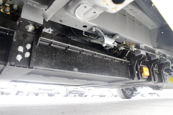 拉货E6,再多也不怕!装的多卖的多!