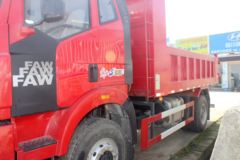 一汽柳特 金陆(L6L)中卡 220马力 4X2 5.2米自卸车(LZT3182P3K2E5A90)