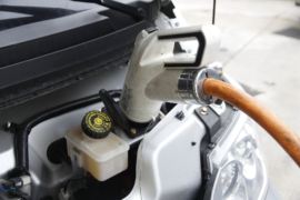 申龙&nbsp;电动封闭厢货底盘图片