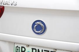 申龙&nbsp;电动封闭厢货货厢图片