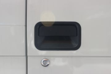 һ������ ��ž���1ϵ 87���� 4X2 2.76����ж��(��ɲ)(CA3040K11L1RE5J)ͼƬ