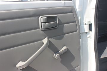 һ������ ��ž���1ϵ 87���� 4X2 2.76����ж��(��ɲ)(CA3040K11L1RE5J)ͼƬ