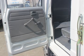 һ������ ��ž���1ϵ 87���� 4X2 2.76����ж��(��ɲ)(CA3040K11L1RE5J)ͼƬ