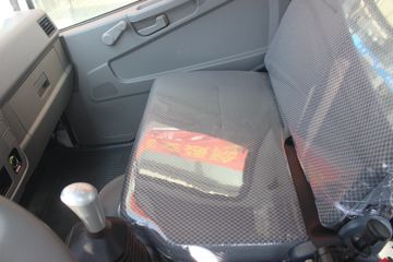 һ������ ��ž���1ϵ 87���� 4X2 2.76����ж��(��ɲ)(CA3040K11L1RE5J)ͼƬ