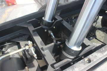 һ������ ��ž���1ϵ 87���� 4X2 2.76����ж��(��ɲ)(CA3040K11L1RE5J)ͼƬ