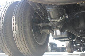 һ������ ��ž���1ϵ 87���� 4X2 2.76����ж��(��ɲ)(CA3040K11L1RE5J)ͼƬ