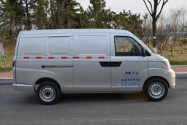 田野EV260&nbsp;电动封闭厢货外观图片