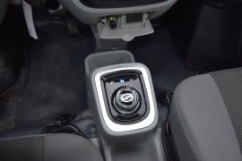 田野EV260&nbsp;电动封闭厢货驾驶室图片