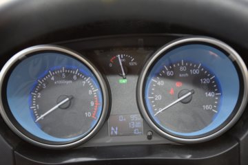 田野EV260&nbsp;电动封闭厢货驾驶室图片