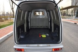 田野EV260&nbsp;电动封闭厢货货厢图片