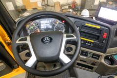 中国重汽 豪瀚J5G 340马力 8X4 5.6米AMT自动挡自卸车(ZZ3315N2863E1)