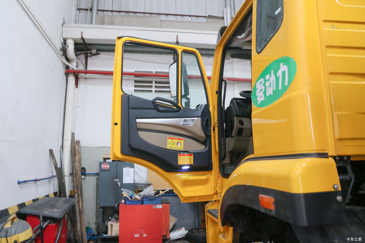 й J5G 340 8X4 5.6AMTԶж(ZZ3315N2863E1)ʻ                                               