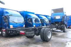 江淮帅铃 威司达W570中卡 180马力 4X2 7.8米排半厢式载货车(HFC5182XXYP70K1E3V)