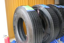 X LINE利其行&nbsp;轮胎外观                                                图片