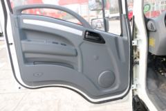 唐骏欧铃 T3系列 110马力 4.15米单排栏板轻卡(ZB1042JDD6V)