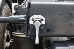 上汽红岩 杰狮重卡 400马力 6X4牵引车(高顶双卧)(CQ4255HTVG324V)