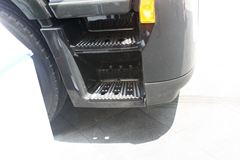 上汽红岩 杰狮重卡 400马力 6X4牵引车(高顶双卧)(CQ4255HTVG324V)