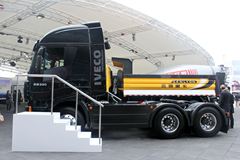 上汽红岩 杰狮重卡 400马力 6X4牵引车(高顶双卧)(CQ4255HTVG324V)