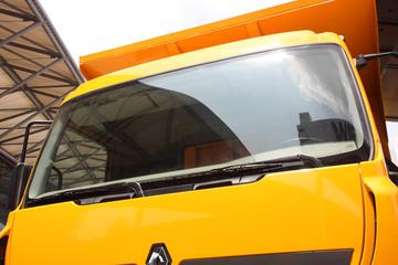 雷诺Kerax&nbsp;自卸车外观                                                图片