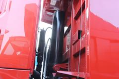 中国重汽 HOWO重卡 336马力 8X4 5.6米自卸车(中长平顶)(ZZ3317N357C1)