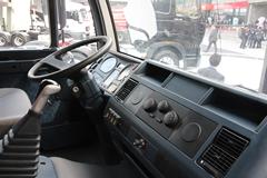 中国重汽 金王子重卡 336马力 6X4 5.6米自卸车(ZZ3251N4041D1L) 中国重汽 金王子重卡 336马力 6X4 5.6米自卸车(ZZ3251N4041D1L)