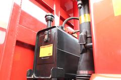 中国重汽 金王子重卡 336马力 6X4 5.6米自卸车(ZZ3251N4041D1L) 中国重汽 金王子重卡 336马力 6X4 5.6米自卸车(ZZ3251N4041D1L)