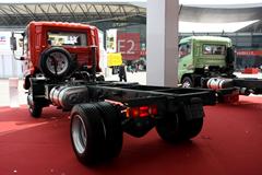 东风商用车 天锦中卡 160马力 4X4 5.4米专用车(底盘)(DFL1100B)