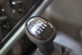 骏威J5K&nbsp;垃圾运输车驾驶室图片