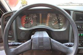 骏威J5K&nbsp;垃圾运输车驾驶室图片