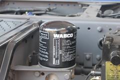 一汽解放 J6L中卡 140马力 4X2 4.5米混合动力商用车底盘(CA1123P9N1)