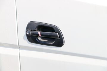 �ɵ��³� V2ϵ�� 95���� 4.17�׵��������ῨͼƬ