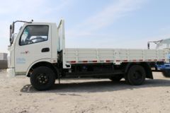 飞碟奥驰 V2系列 95马力 4.17米单排栏板轻卡