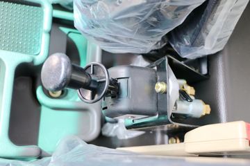 �ɵ��³� V2ϵ�� 95���� 4.17�׵��������ῨͼƬ