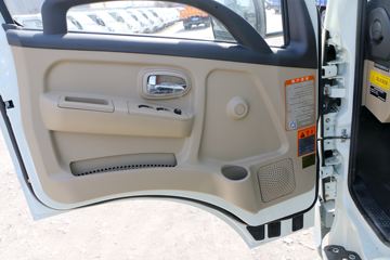 �ɵ��³� V2ϵ�� 95���� 4.17�׵��������ῨͼƬ