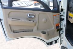 飞碟奥驰 V2系列 95马力 4.17米单排栏板轻卡