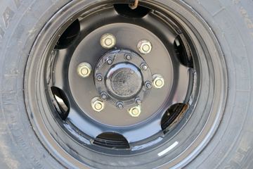 �ɵ��³� V2ϵ�� 95���� 4.17�׵��������ῨͼƬ