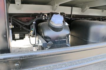 �ɵ��³� V2ϵ�� 95���� 4.17�׵��������ῨͼƬ