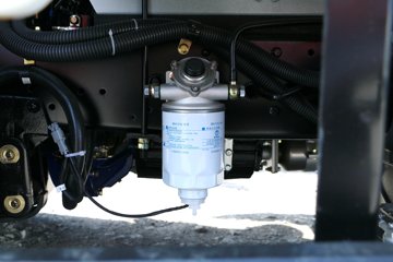 �ɵ��³� V2ϵ�� 95���� 4.17�׵��������ῨͼƬ